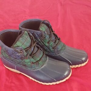 St. John's Bay Sylish Plaid Rain Boots